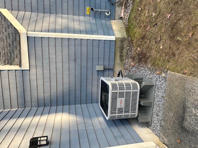Bosch heat pump outdoor unit installed in Wakefield Massachusetts